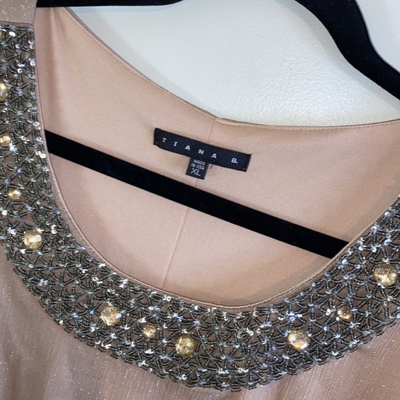 Woman’s Tinana B. Dress XL Gold - Picture 3 of 10